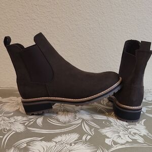 Kensie Women's Klassen Chelsea-style Boots In Brown